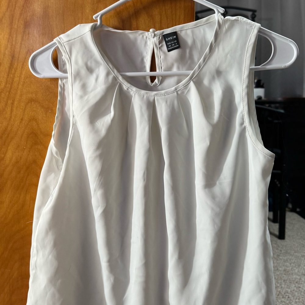 SHEIN White Sleeveless Blouse